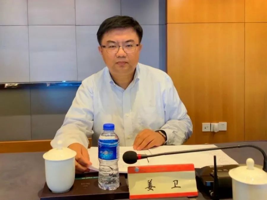 董事長徐新出席虹口區(qū)光彩事業(yè)促進(jìn)會(huì)四屆三次理事會(huì)并做四屆二次理事會(huì)工作報(bào)告