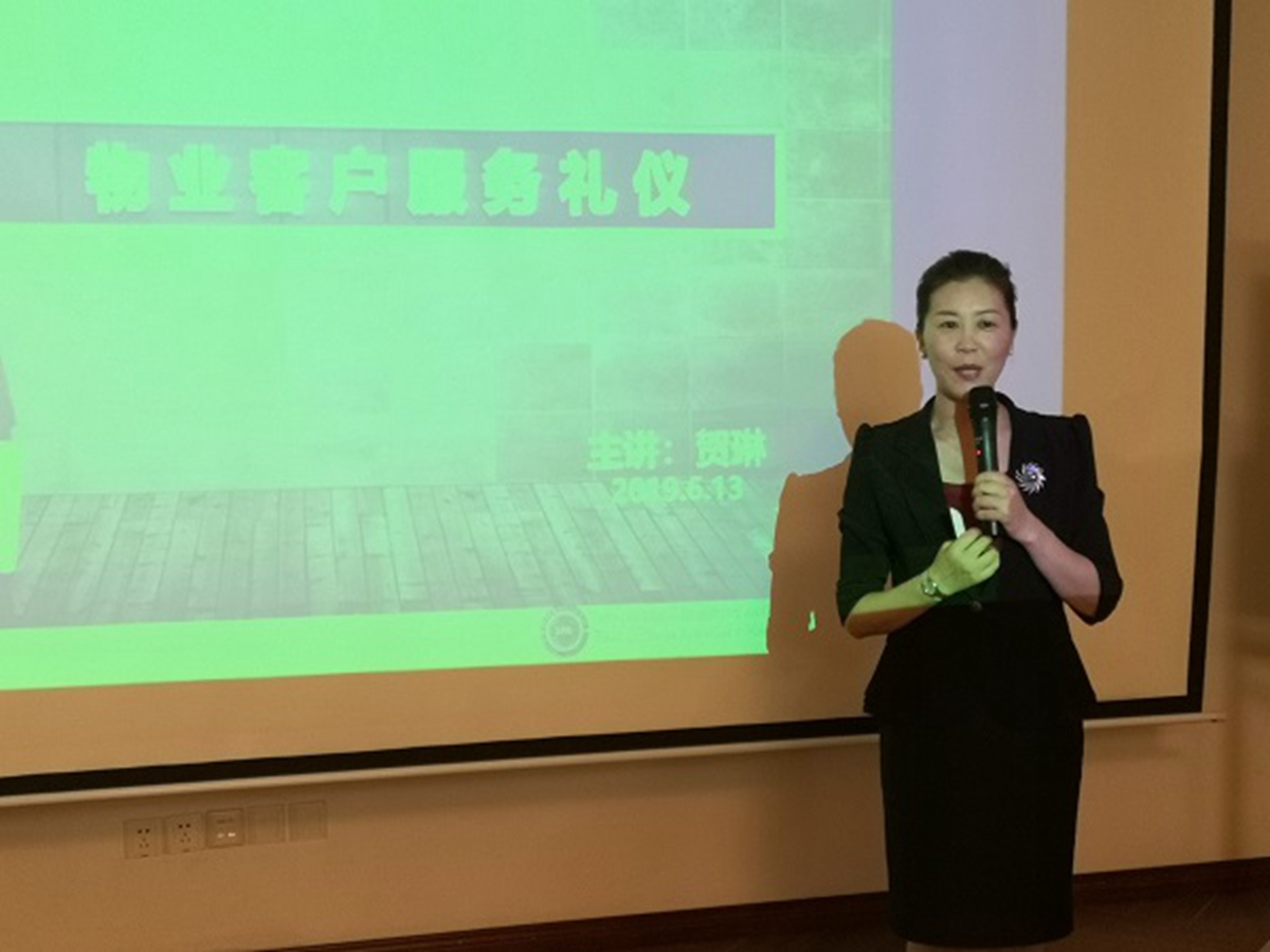 原來(lái)培訓(xùn)還可以這么辦！來(lái)了解一下獅城怡安舉辦的這場(chǎng)精彩的客戶服務(wù)禮儀培訓(xùn)