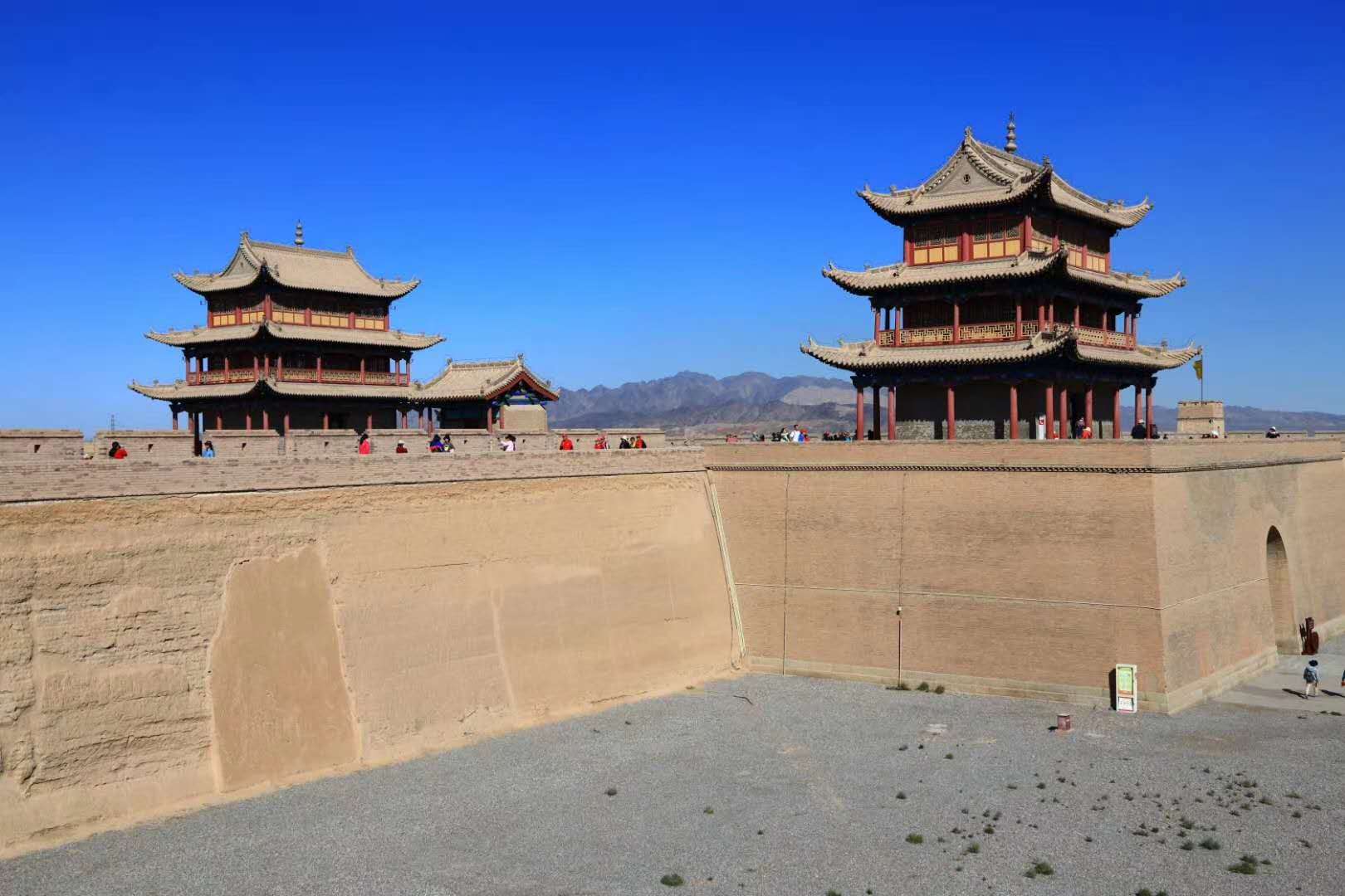 我們的生活不僅有專業(yè)，還有詩和遠方！
