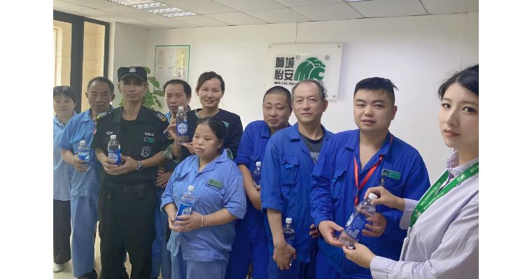 炎炎夏日送清涼！感謝堅(jiān)守在崗位的你們