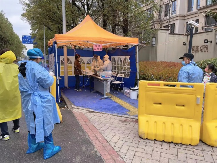 疫情再次來(lái)襲！獅城怡安迎難而上，守護(hù)家園，維“滬”平安